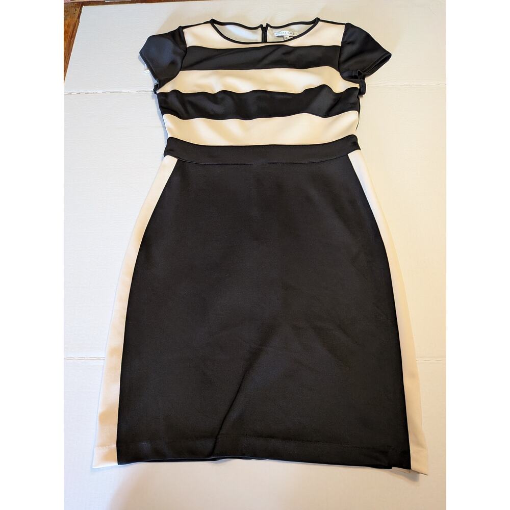 Vintage Sandra Darren BLK & Cream dress